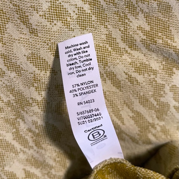 Athleta Top S - Picture 8 of 10